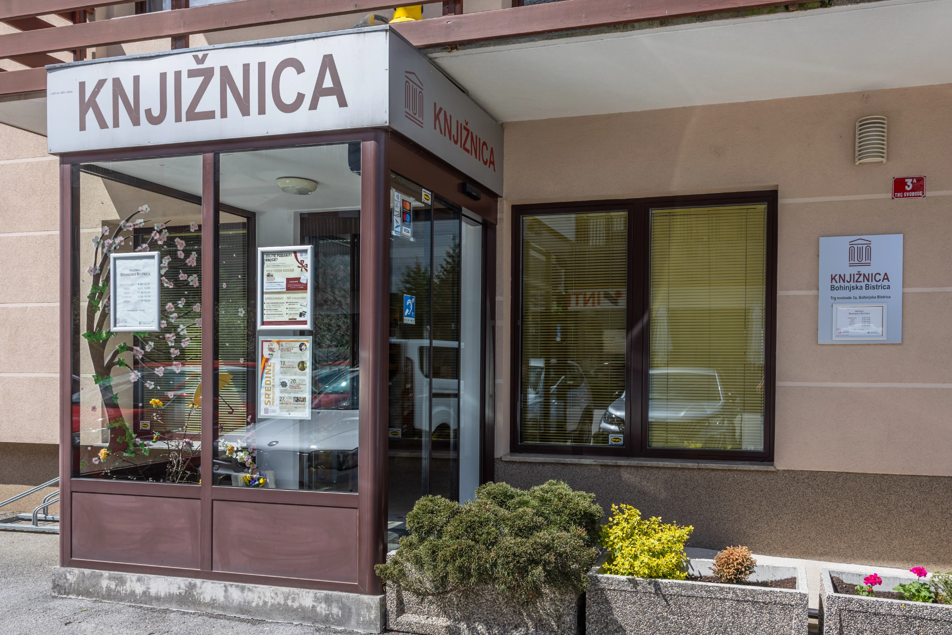 Knjižnica Bohinjska Bistrica (1)